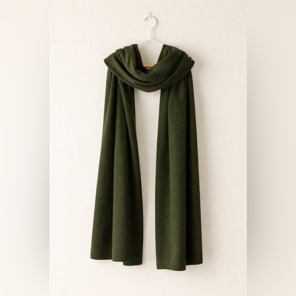 NEW Quince Mongolian Cashmere Wrap - Forest Green - Picture 4 of 4